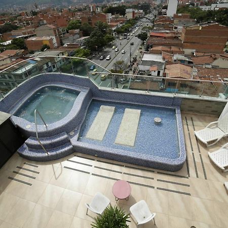 Hotel 33 Conquest ميديلين المظهر الخارجي الصورة