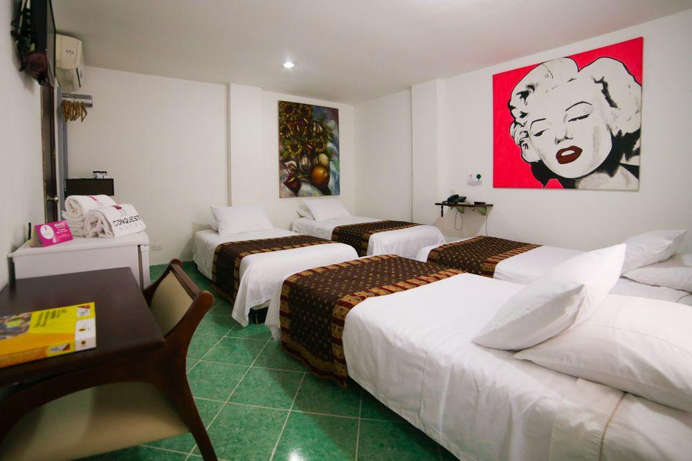 Hotel 33 Conquest ميديلين المظهر الخارجي الصورة
