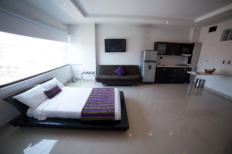 Hotel 33 Conquest ميديلين المظهر الخارجي الصورة