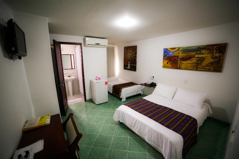 Hotel 33 Conquest ميديلين المظهر الخارجي الصورة